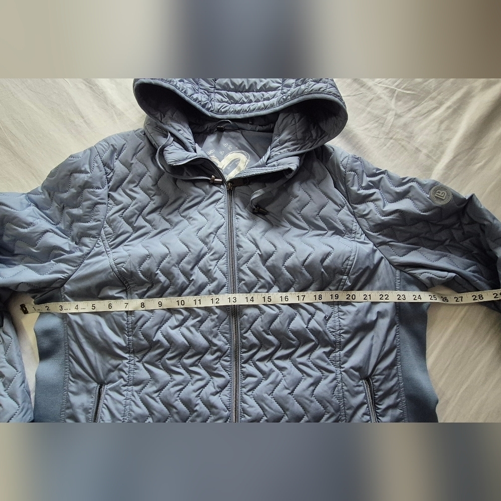 Women's Quilted Hooded Jacket - Blue - Picture 3 of 10